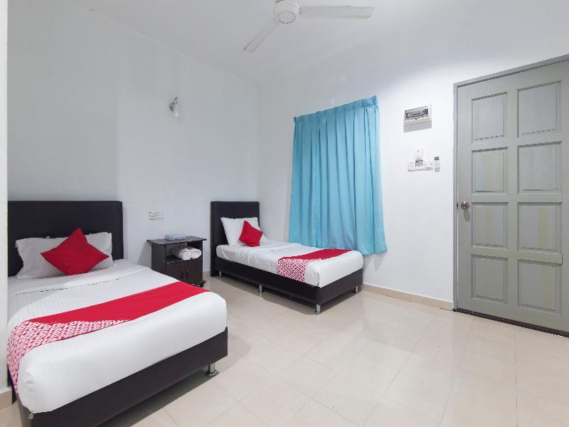 Alpha Motel Pantai Cenang  Exterior photo